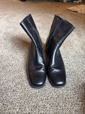 Women’s Black Leather Boots